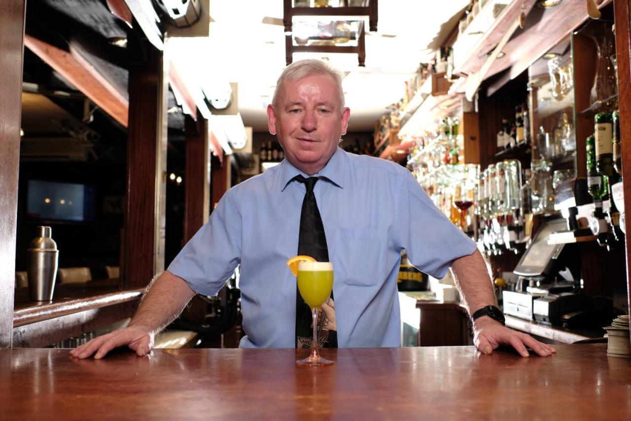 Mahon'S Hotel Irvinestown Bagian luar foto